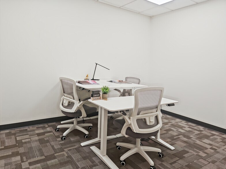 More Photos Of 21 Rancho Camino Dr, Pomona Coworking Space