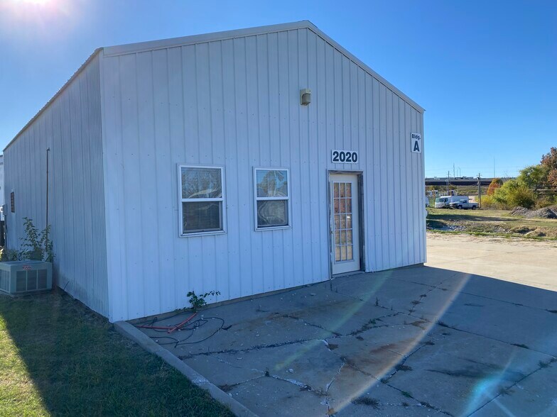 More Photos Of 2020 SE 44th Ct, Grimes Warehouse For Sale