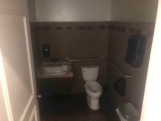 More Photos Of 522-524 E Atlantic Ave, Delray Beach Storefront Retail Office For Lease