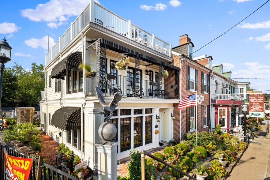 More Photos Of 28 W Bridge St, New Hope Hospitality For Sale