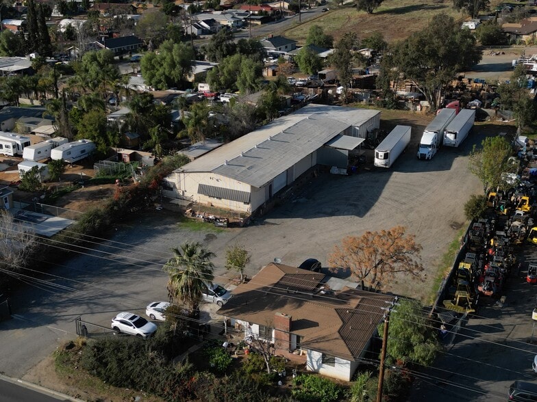 More Photos Of 8551 Mission Blvd, Jurupa Valley Warehouse For Sale