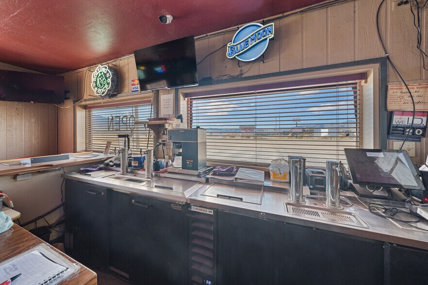 More Photos Of 6008 Frontage rd, Dayton General Retail For Sale