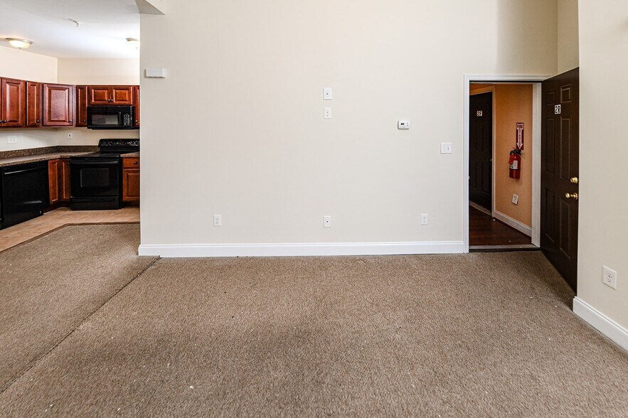 More Photos Of 2029-2031 Saint Paul St, Baltimore Apartments For Sale