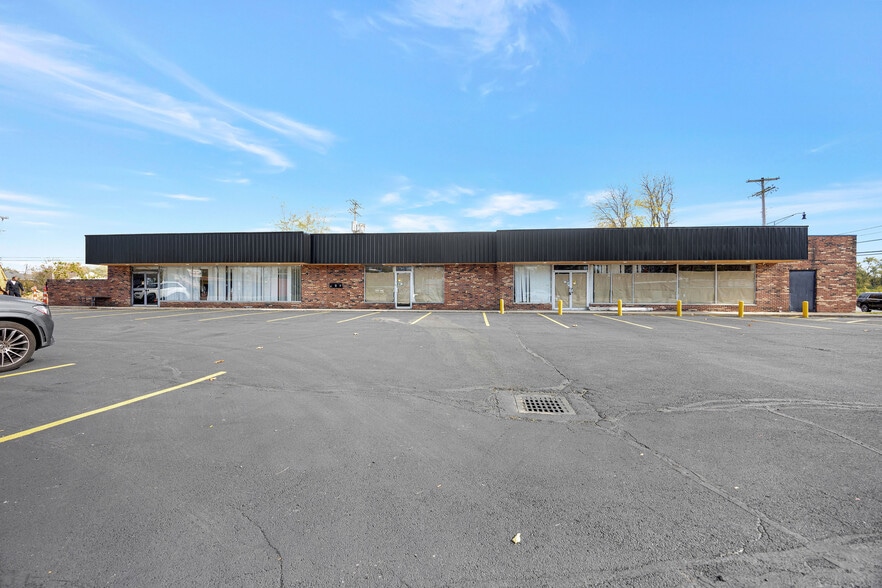 More Photos Of 3-7 Stuckhardt Rd, Trotwood Storefront Retail Office For Sale