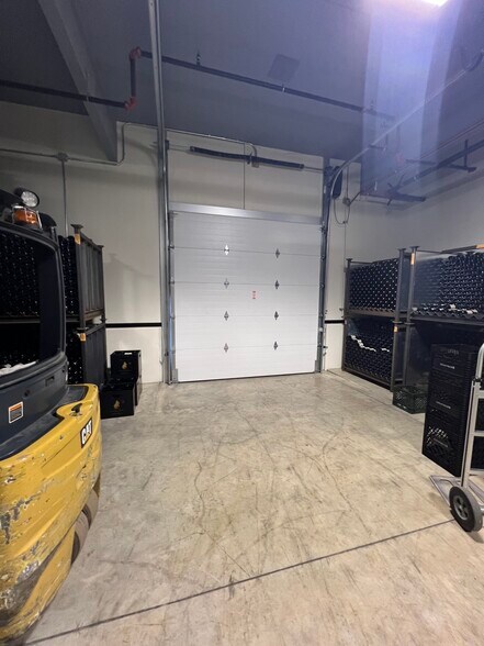 More Photos Of 6101-6151 Pacific St, Rocklin Unknown For Lease