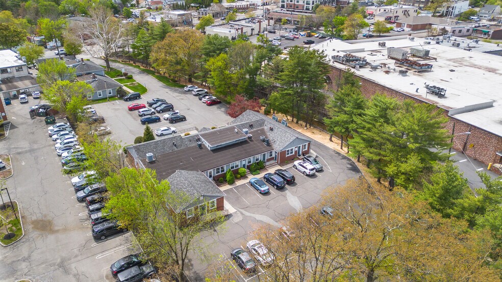 More Photos Of 65 E Northfield Rd, Livingston Medical For Sale