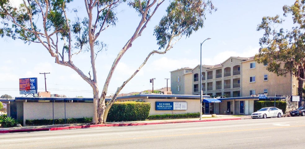 More Photos Of 1539 Lomita Blvd, Harbor City Medical For Sale