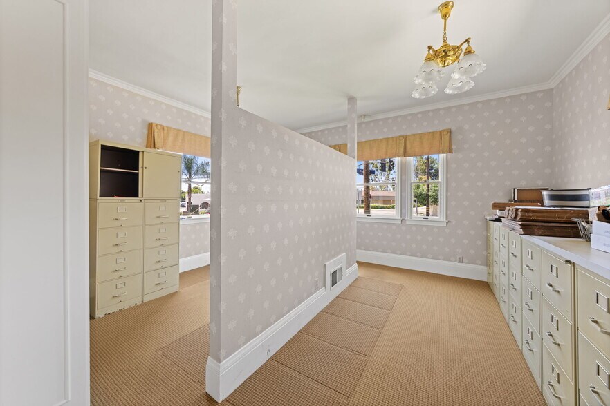 More Photos Of 503 W Palm Dr, Placentia Office Residential For Lease