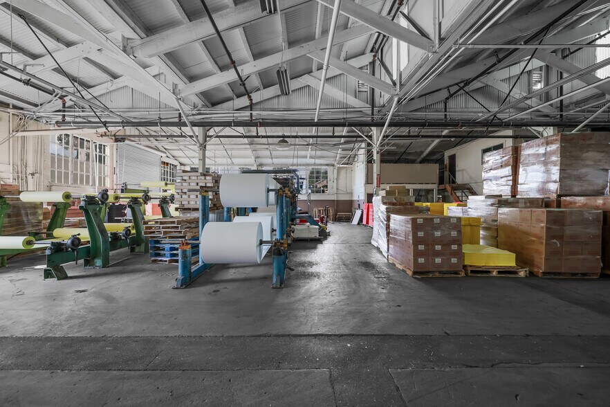 More Photos Of 1087 E 9th St, San Bernardino Warehouse For Lease