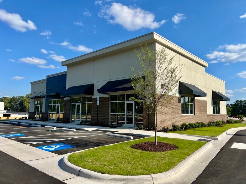 More Photos Of 1205 Robeson St, Fayetteville Storefront Retail Office For Lease