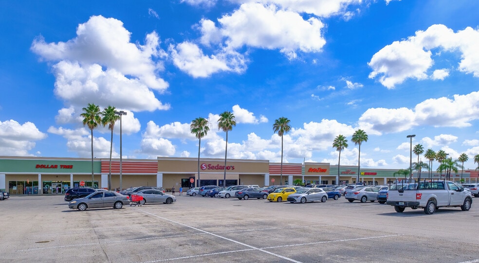 More Photos Of 10101-10501 Pines Blvd, Pembroke Pines Unknown For Lease