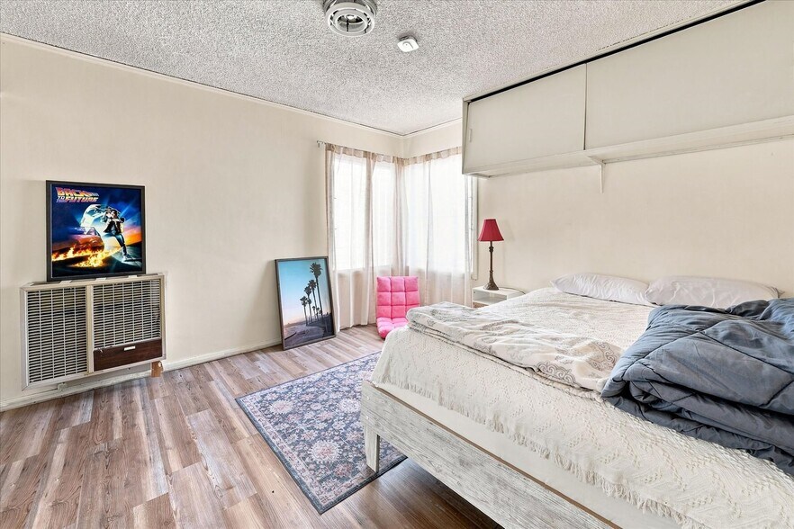 More Photos Of 457 N Stanley Ave, Los Angeles Apartments For Sale