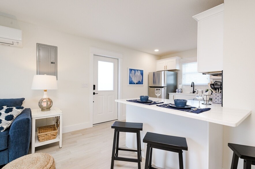 More Photos Of 701 N Ocean Shore Blvd, Flagler Beach Office Residential For Sale