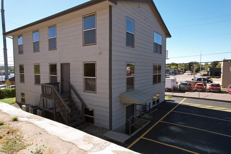 Primary Photo Of 405 W 34th St, Sioux Falls Office For Lease