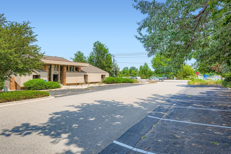 More Photos Of 2502 Abarr Dr, Loveland General Retail For Sale