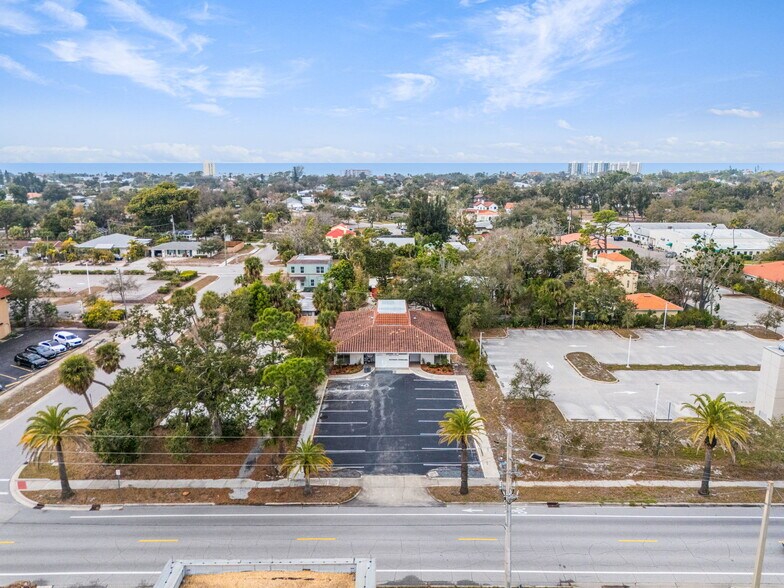 More Photos Of 540 Nokomis Ave S, Venice Medical For Lease