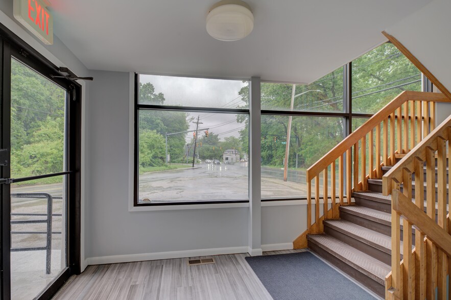 More Photos Of 626 Toll Gate Rd, Warwick Medical For Lease