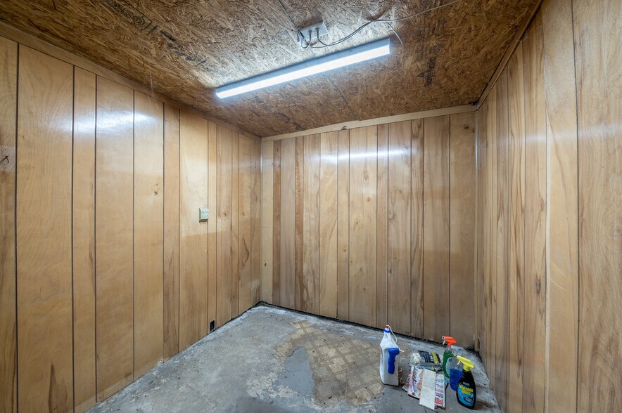 More Photos Of 1535 Sabraton Ave, Morgantown Service For Lease