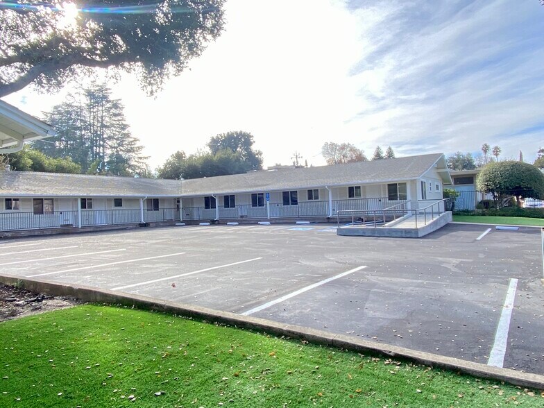 More Photos Of 51 Renato Ct, Redwood City Unknown For Lease