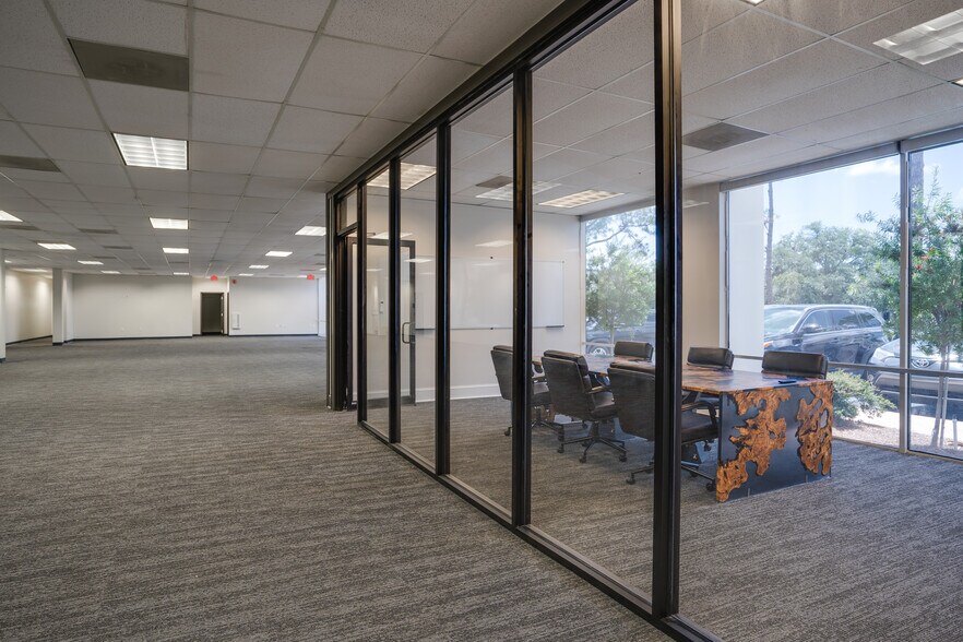 More Photos Of 1321 Executive Center Dr, Tallahassee Office Residential For Sale