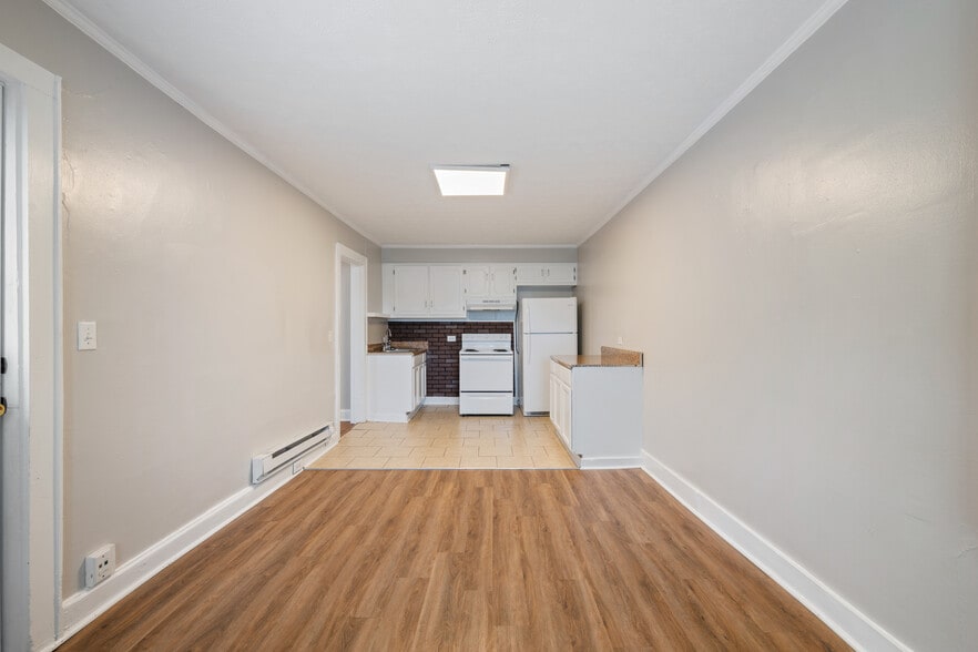 More Photos Of 419 Belmont Ave, Shelbyville Multifamily For Sale