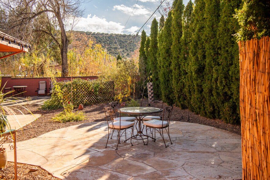 More Photos Of 45 Birch Blvd, Sedona Medical For Lease