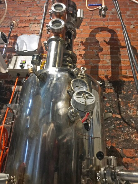 More Photos Of 1 S Union St, Middletown Restaurant For Sale