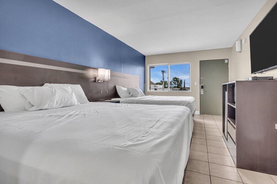 More Photos Of 61 Sumner Ave, Seaside Heights Hotel For Sale