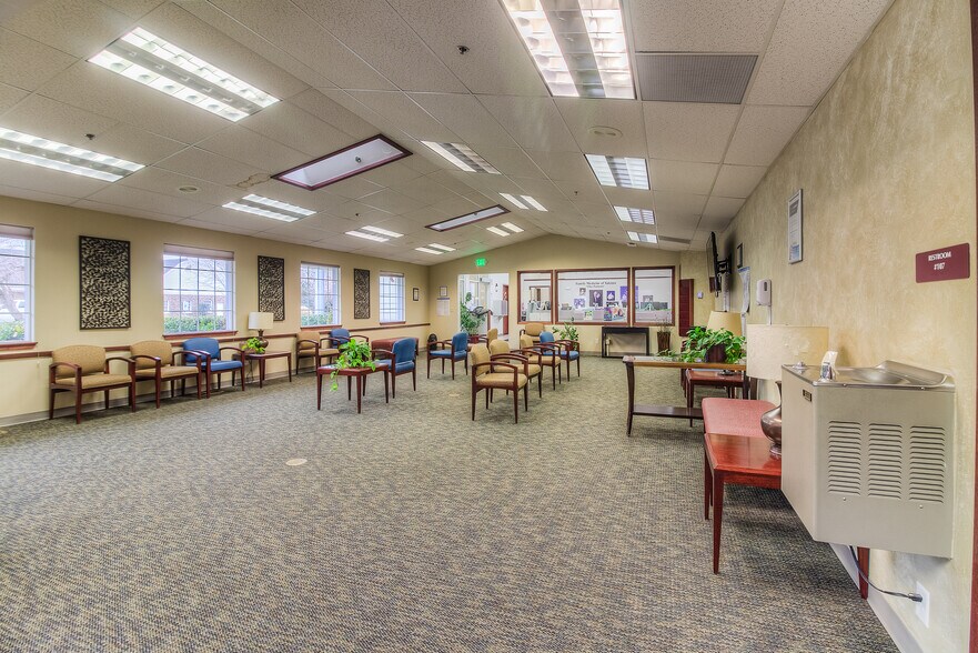 More Photos Of 504 N 40th Ave, Yakima Medical For Sale