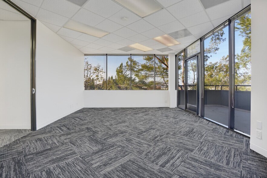 More Photos Of 23212 Mill Creek Dr, Laguna Hills Office For Sale