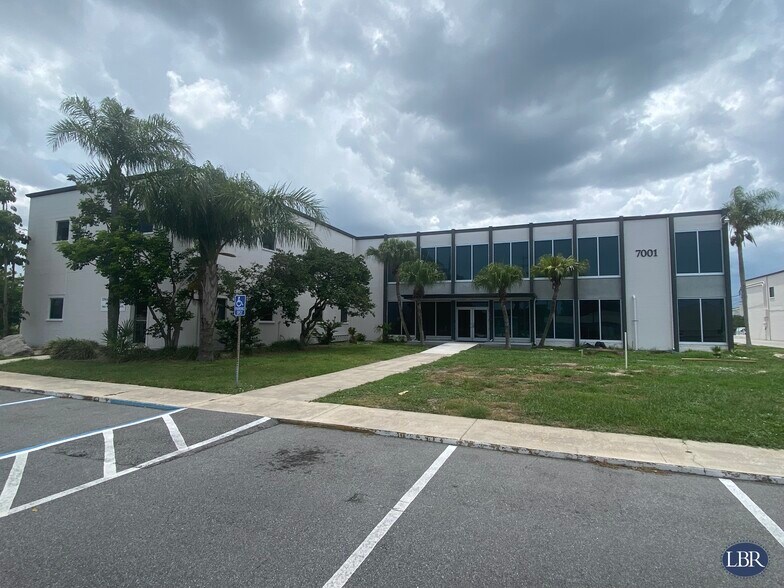 More Photos Of 7001 N Atlantic Ave, Cape Canaveral Office For Lease