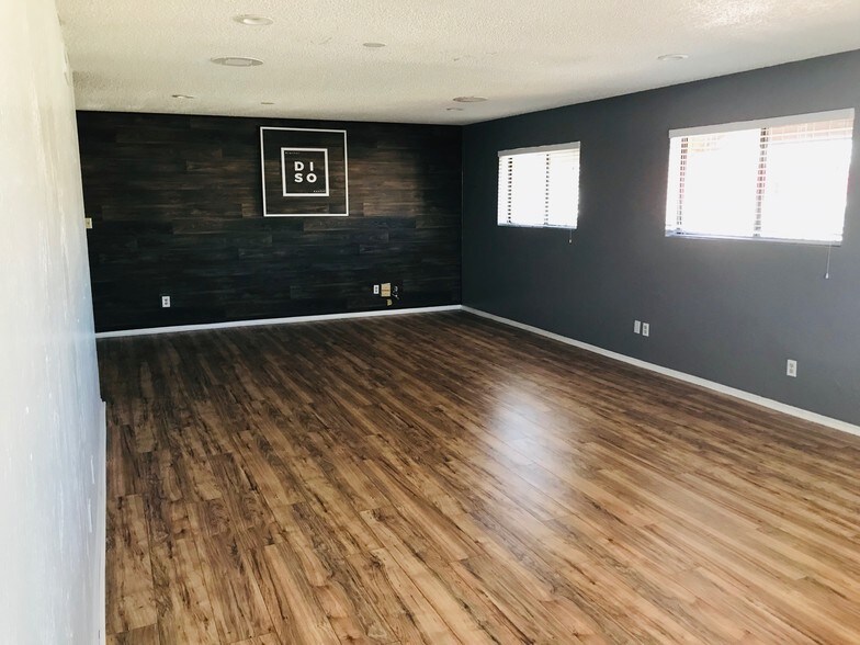 More Photos Of 3335 N 16th St, Phoenix Loft Creative Space For Lease