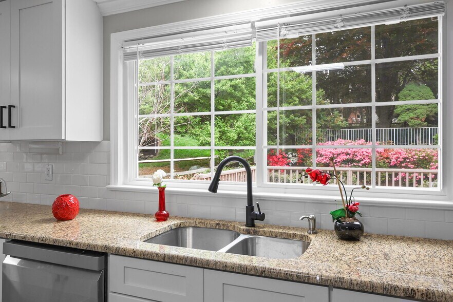 More Photos Of 9725 Lookout Pl, Gaithersburg Healthcare For Sale