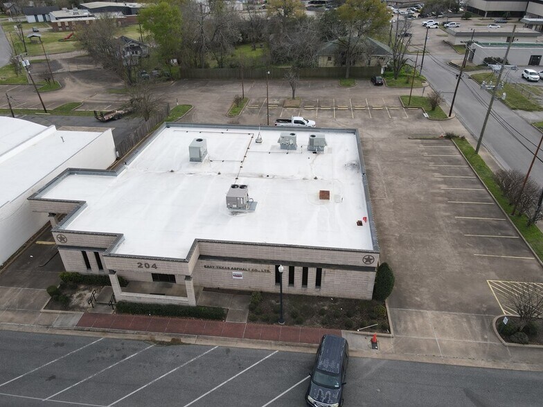 More Photos Of 204 E Burke Ave, Lufkin Office For Sale
