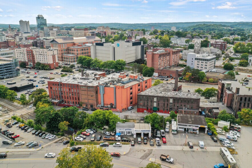 More Photos Of 51 Summer St, Worcester Auto Repair For Sale