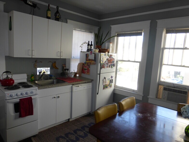 More Photos Of 2319 W Texas Ave, Tampa Apartments For Sale