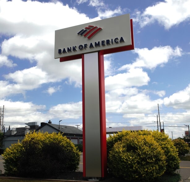 More Photos Of 600 Dick Rd, Buffalo Bank For Sale