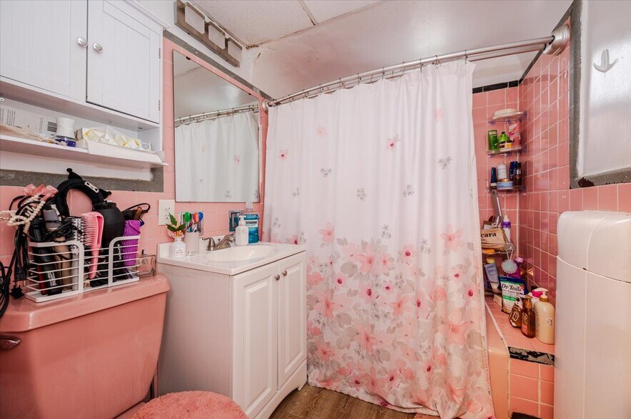 More Photos Of , Jackson Heights Multifamily For Sale