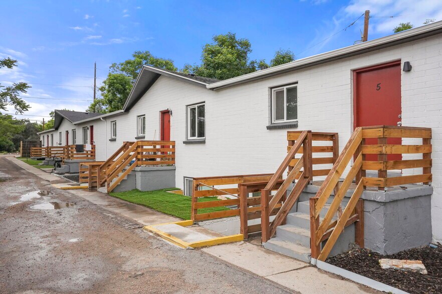 More Photos Of 982 S Sheridan Blvd, Denver Apartments For Sale