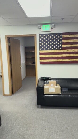 Primary Photo Of 141-161 Covington Dr, Bloomingdale Light Manufacturing For Lease