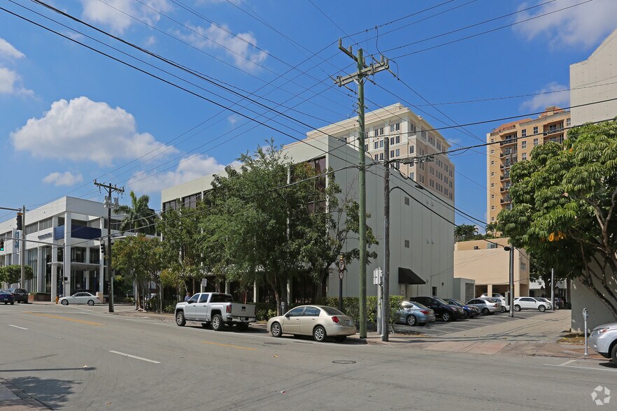 More Photos Of 301 Almeria Ave, Coral Gables Office Residential For Lease