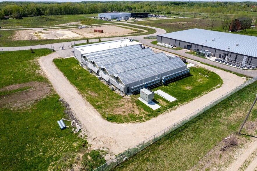 More Photos Of 10310 Harvest Park, Dimondale Warehouse For Lease