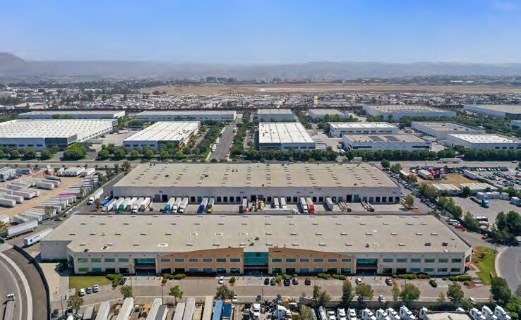 More Photos Of 2323 Avenida Costa Este, San Diego Warehouse For Lease