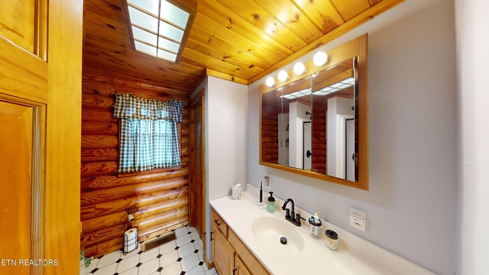 More Photos Of 3650 River Rd, Decatur Multifamily For Sale