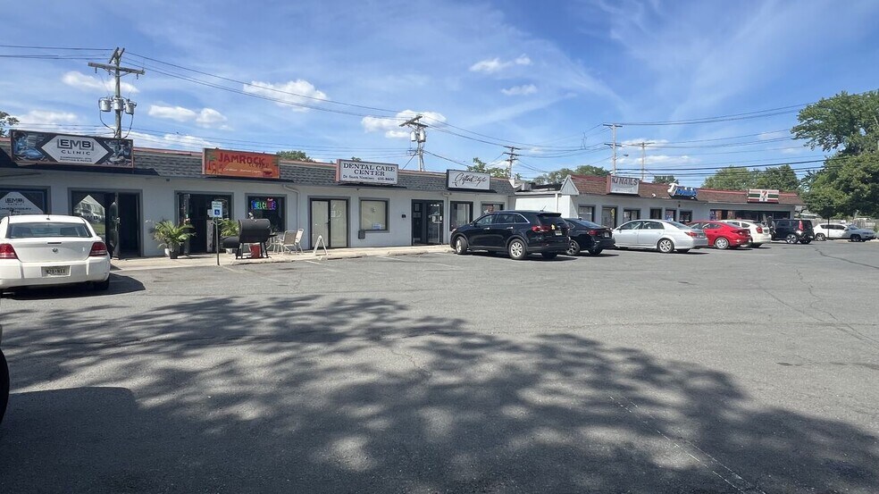 More Photos Of 319 Main St, Keansburg Freestanding For Lease
