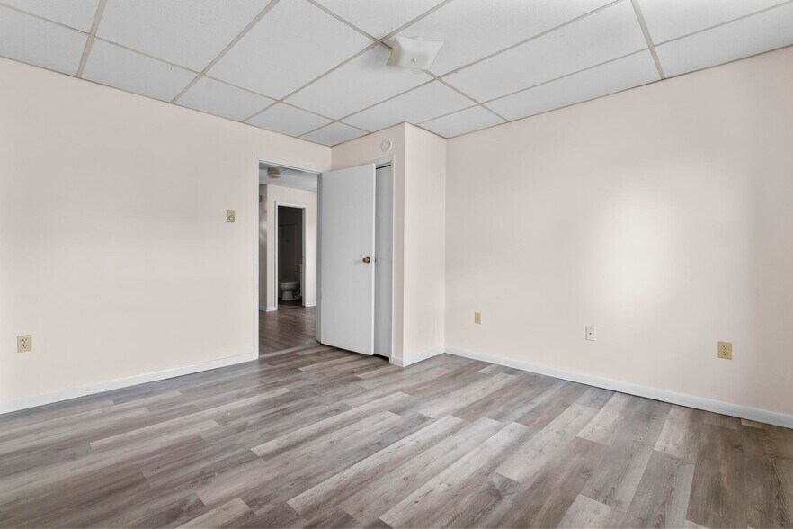 More Photos Of , Waterbury Multifamily For Sale