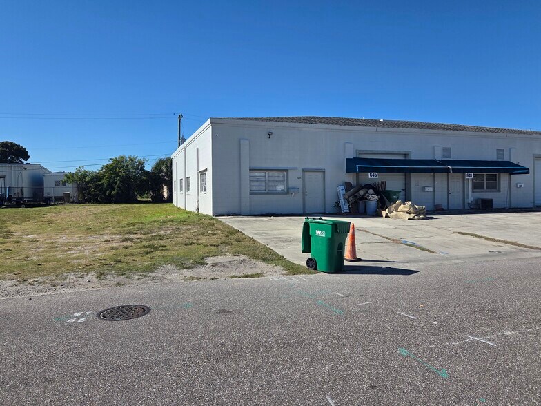 Primary Photo Of 635 Fern Dr, Merritt Island Warehouse For Lease