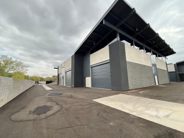 More Photos Of 9271 E Hidden Spur Trl, Scottsdale Industrial For Sale