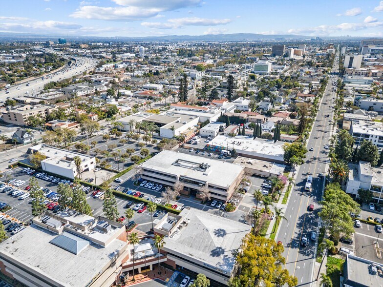 More Photos Of 2107 N Broadway, Santa Ana Loft Creative Space For Sale