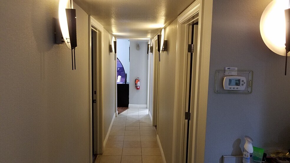 More Photos Of 1380 E Sahara Ave, Las Vegas Medical For Sale